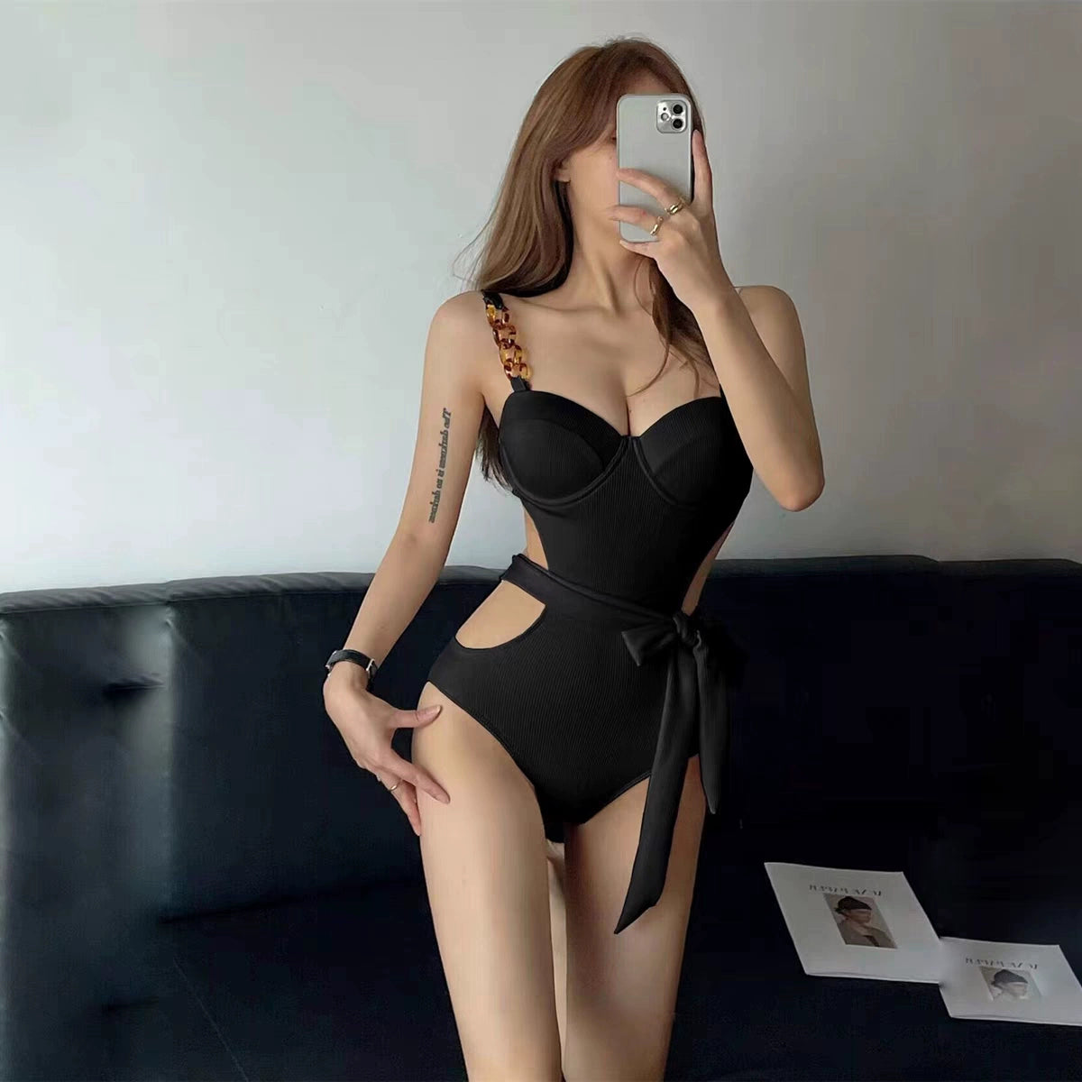 Black High-Grade Fashion One-Piece 2023 New Swimsuit Women Small Bust Underwire Push up Belly Covering Beach Vacation Swimsuit