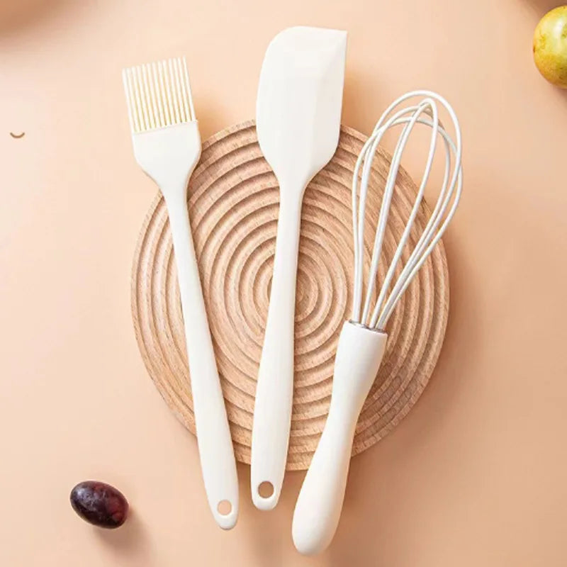 3 pieces baking set Food grade silicone heat resistant cream scraper egg beater Grease brush kitchen tool cake baking tools