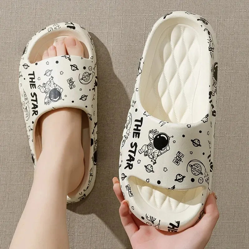 Cool Slippers For Men In Summer ,New Trendy Home, Soft Sole, Anti Slip EVA, Fashionable Couple, Wearing Slippers ForwomenZYT2311